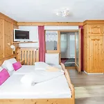 Bergfrieden 3* Nauders
