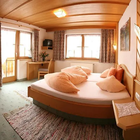 Pensionat Apart Bergfrieden Nauders