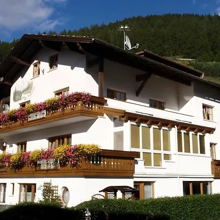 Apart Bergfrieden 3* Nauders